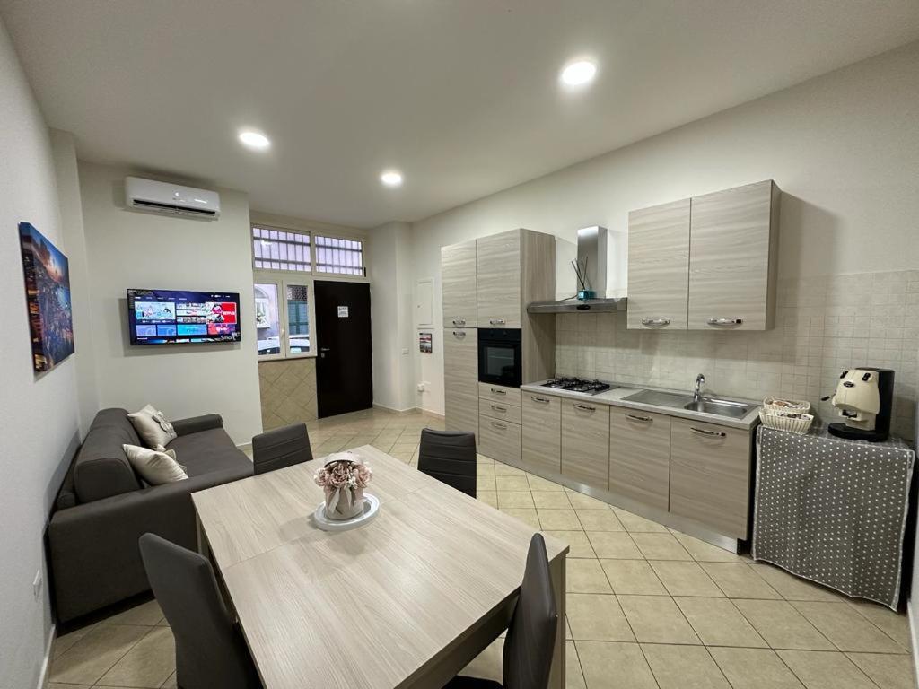 נאפולי B&B Peppino Home מראה חיצוני תמונה